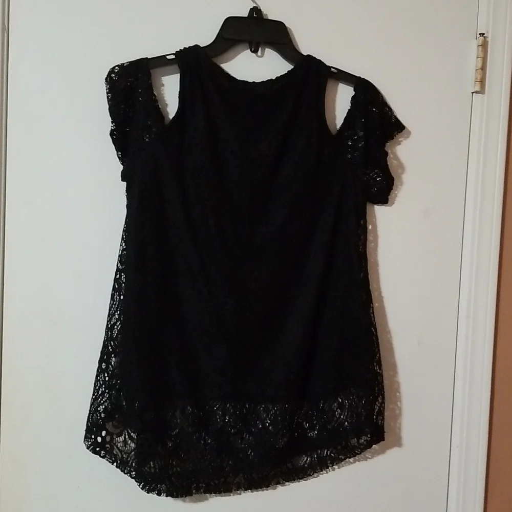Brittany  Black  medium  top - Picture 5 of 5